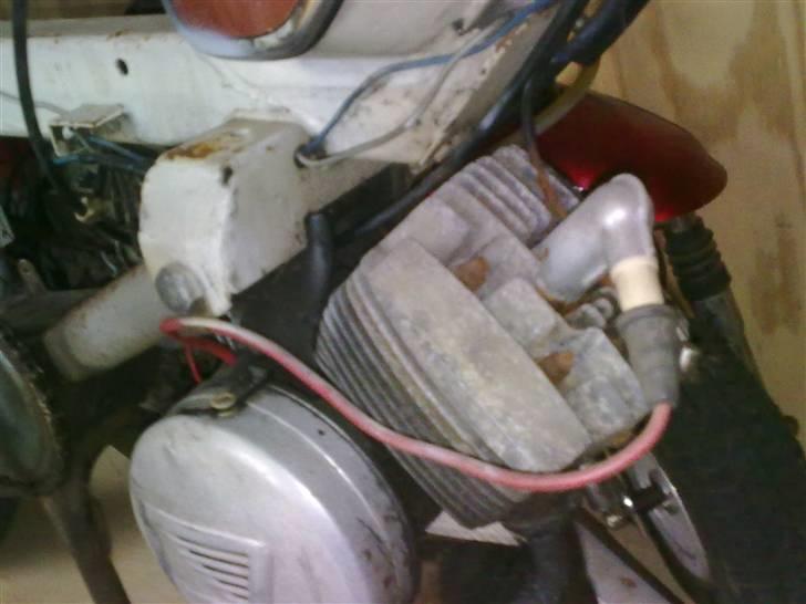 Peugeot 103 billede 7