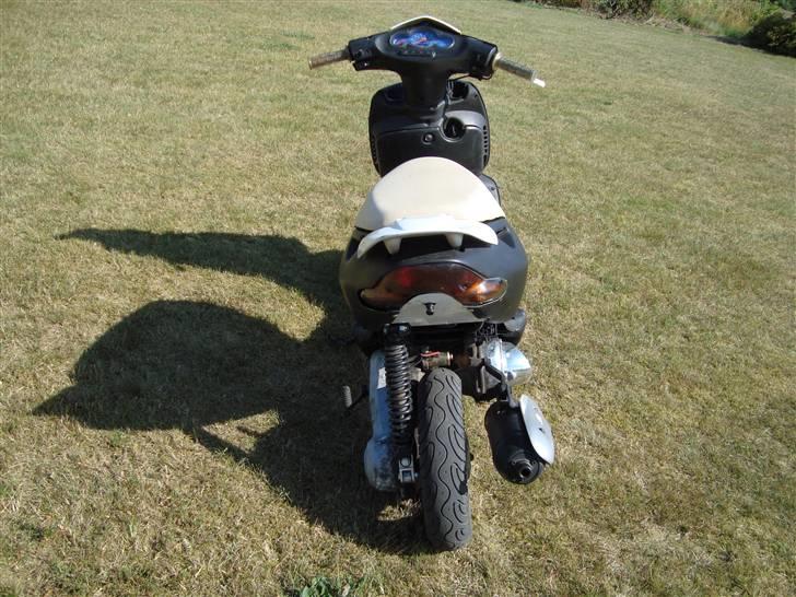 Aprilia Sonic billede 2