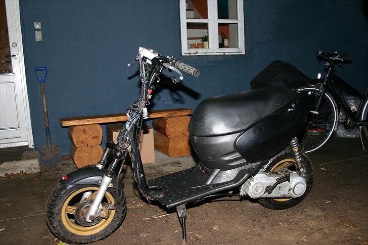 Aprilia sonic {SOLGT} billede 1