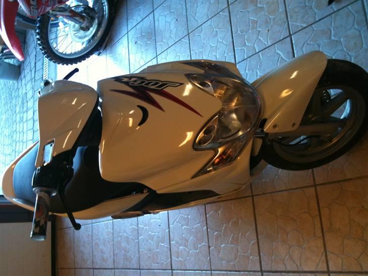 Yamaha Jog R billede 2