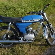 Yamaha 4 gear