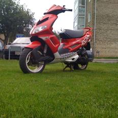 Peugeot SpeedFight 2 (SOLGT)