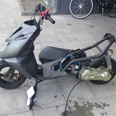 Aprilia Sonic M5 Gaderacer!!!