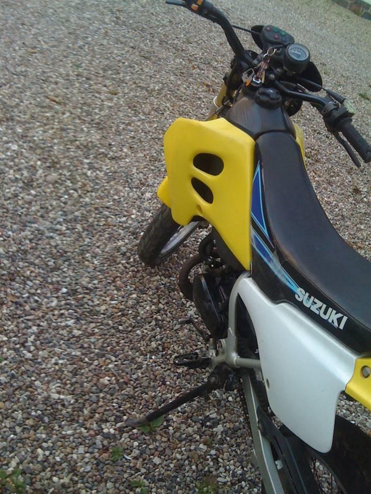 Suzuki Smx TILSALG 4500kr billede 4