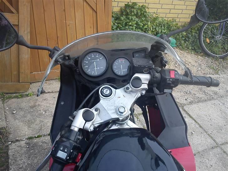 Yamaha TZR Solgt billede 5