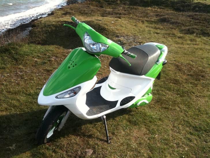 PGO Galaxy (Efter) Flest stemmer billede 4