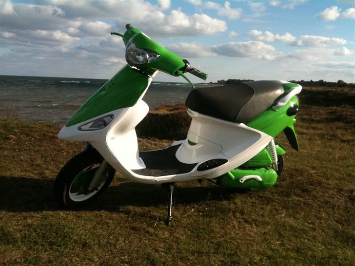 PGO Galaxy (Efter) Flest stemmer billede 6