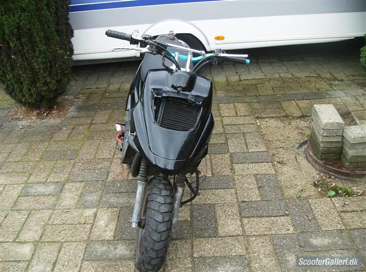 PGO Dirty lc Hot 50 SOLGT billede 1