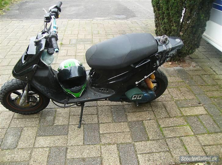 PGO Dirty lc Hot 50 SOLGT billede 5