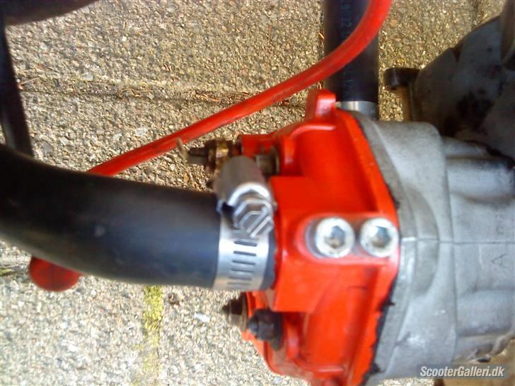 PGO Dirty lc Hot 50 SOLGT billede 6