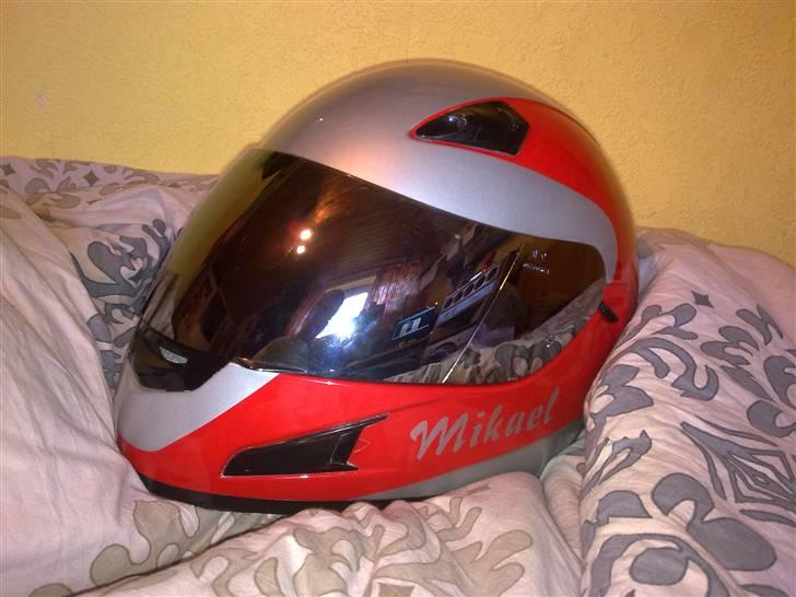 Peugeot speedfight rally victory - min styrthjelm, der kommer flere billeder:) billede 2