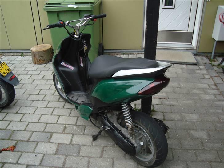 Yamaha jog r (solgt) billede 4