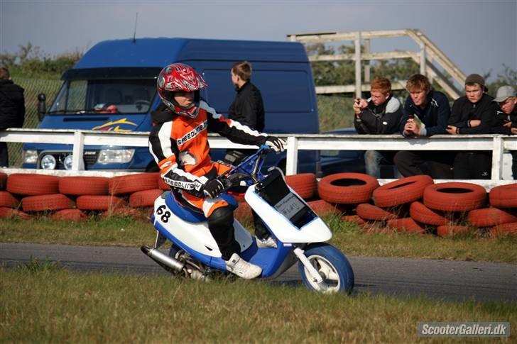 Yamaha Jog TeamCross 14.89hk billede 20