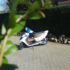 Aprilia Sonic tilsalg