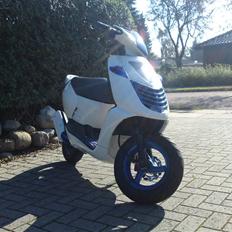 Aprilia Sonic tilsalg