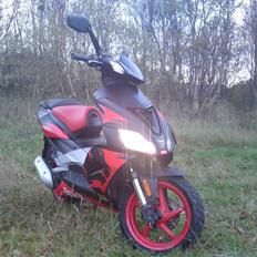 Aprilia SR 50 R Factory