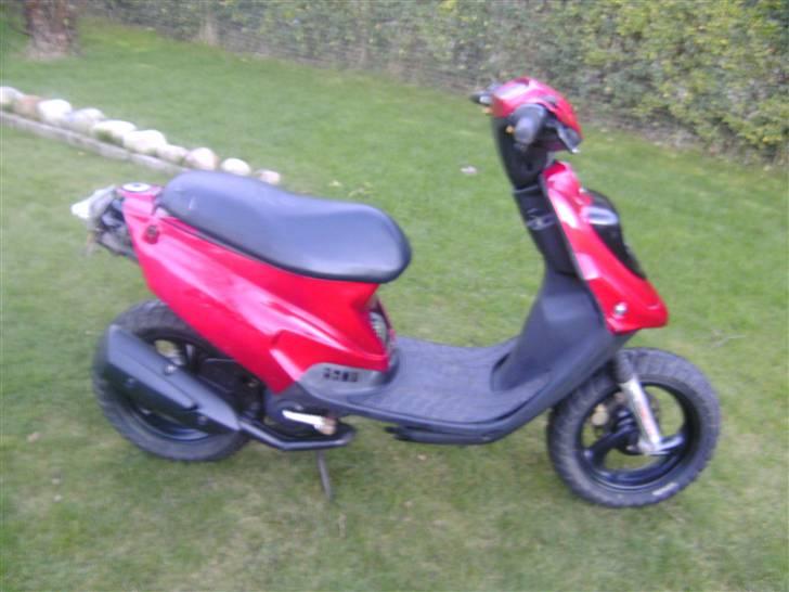 PGO hot 50 SOLGT  billede 2