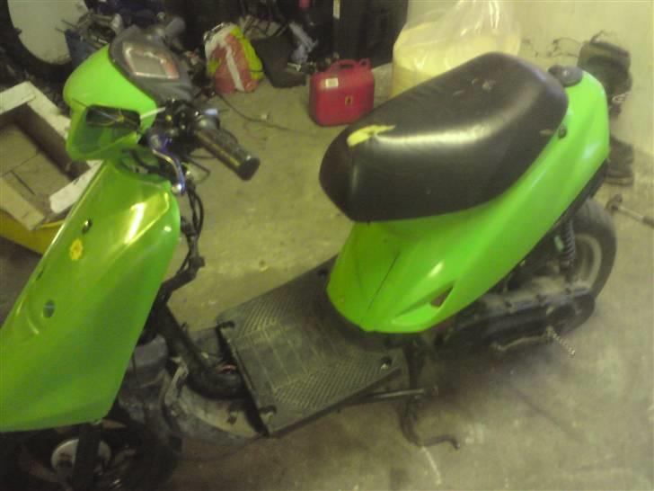 Yamaha jog as solgt billede 3