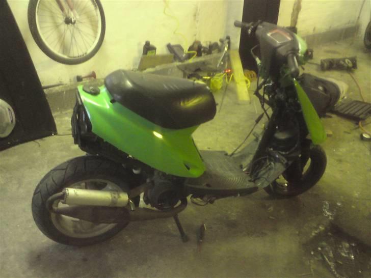 Yamaha jog as solgt billede 4