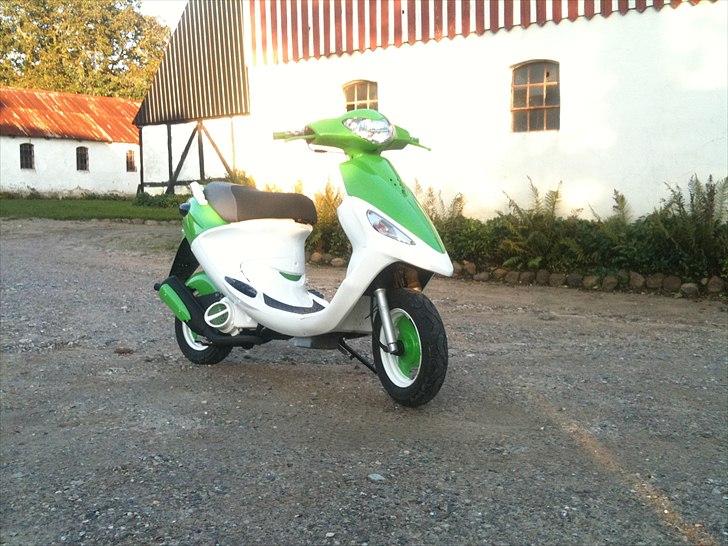 PGO Galaxy (Efter) Flest stemmer billede 10