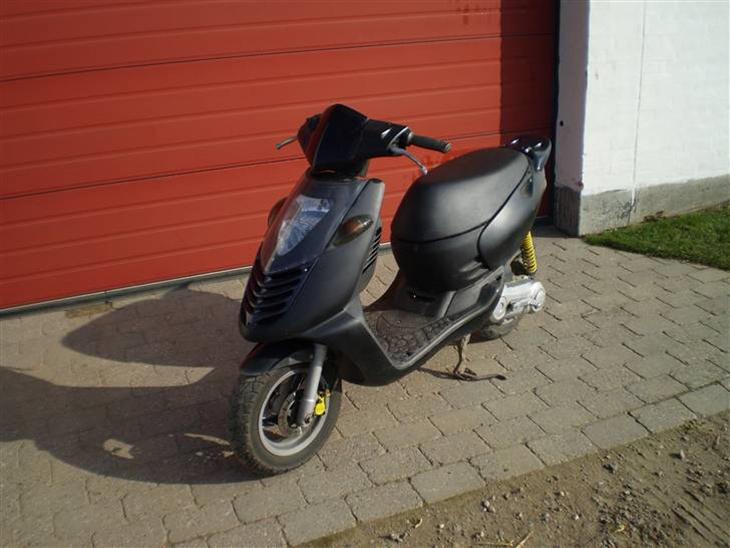 {{currentPhoto.altText}} billede {{currentPhoto.number}}