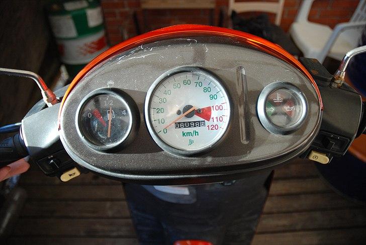 Suzuki UX 50w Zillion LC billede 5