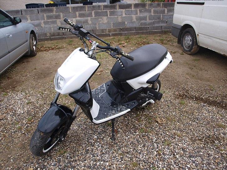 Yamaha slider - sådan så den ud da jeg købte den ;) billede 1