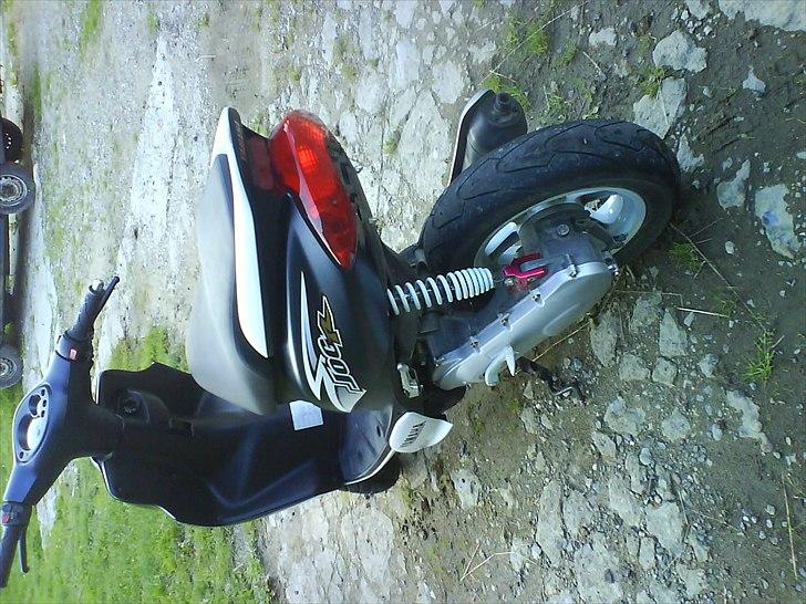 Yamaha jog r solgt billede 10