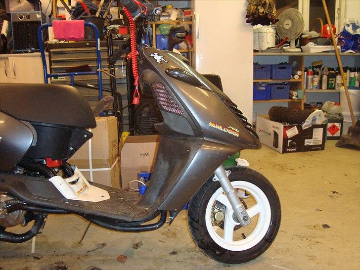 Aprilia Sonic billede 2