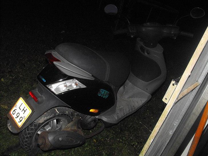 Piaggio new zip billede 4