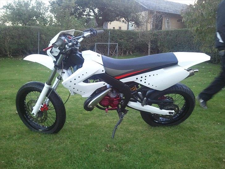 Derbi Senda Xtreme SM (SOLGT) billede 3