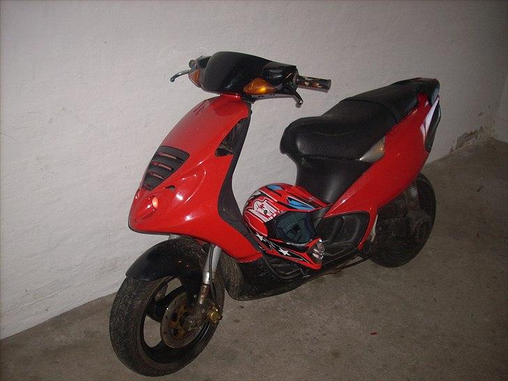 Piaggio NRG byttet til jog space billede 8