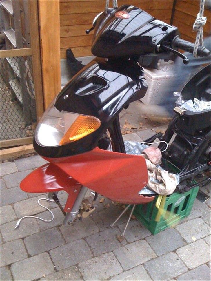 Daelim S-five (SOLGT) - frontskjoldene - færdige. billede 11