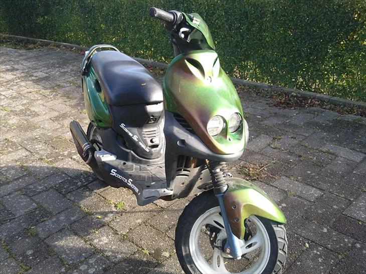 {{currentPhoto.altText}} billede {{currentPhoto.number}}