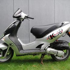Kymco  Super 9