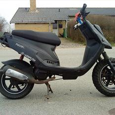 PGO Hot 50 Ny model (Tidl. Scooter)