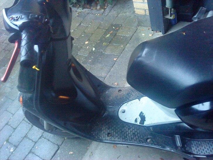 Yamaha neos billede 5