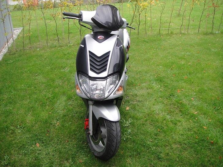 Kymco  Super 9 billede 1