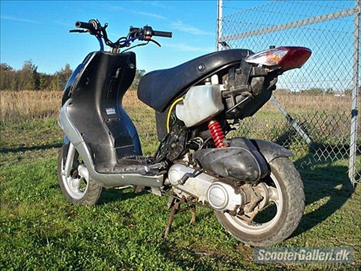Kymco Super 9 (Solgt) billede 6