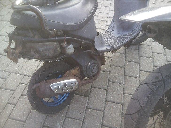 PGO comet onder om bygingen billede 12