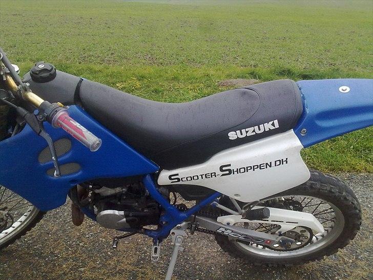 Suzuki rmx LC DD 30 (solgt) billede 15