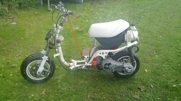 Yamaha Jog lc Manston Redtop billede 1