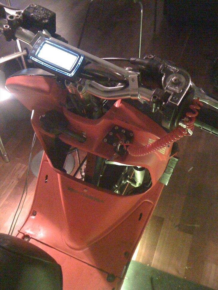 Yamaha aerox / axis hugget op se annoncer billede 6