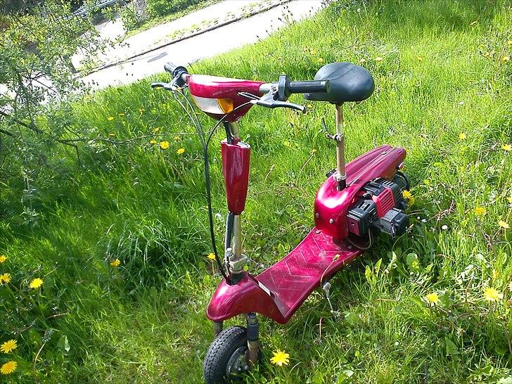 Aprilia Costum Løbehjul. billede 1