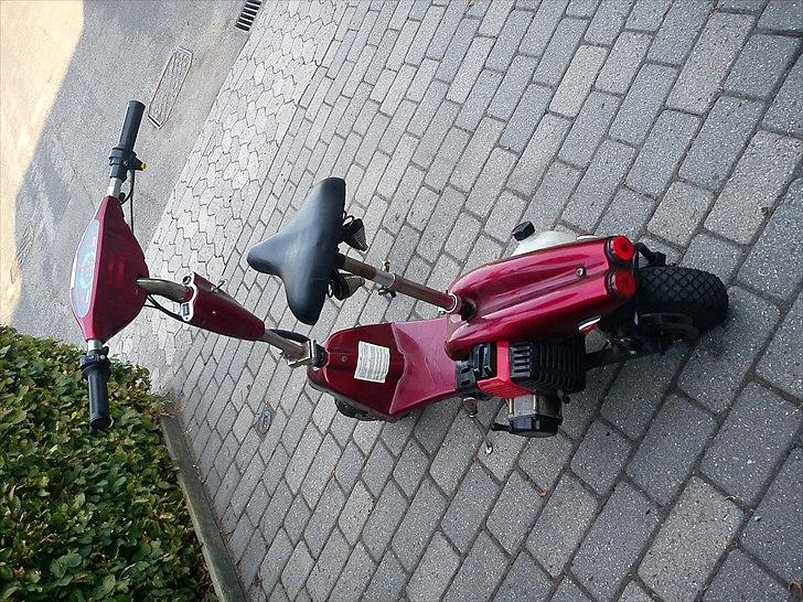 Aprilia Costum Løbehjul. billede 3