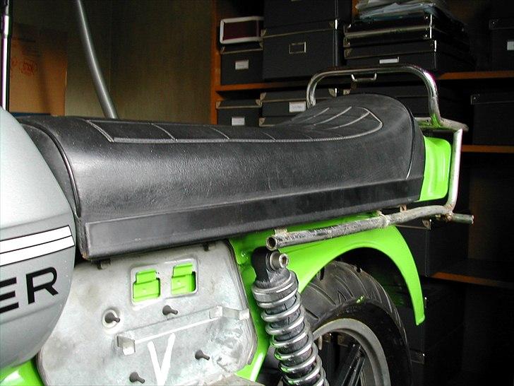 Kreidler Florett RMC/RS 5 gear - Bagagebæren er ikke alt for go, men en ny står i 125Euro / 1000kr. så den må vente lidt endnu. billede 18