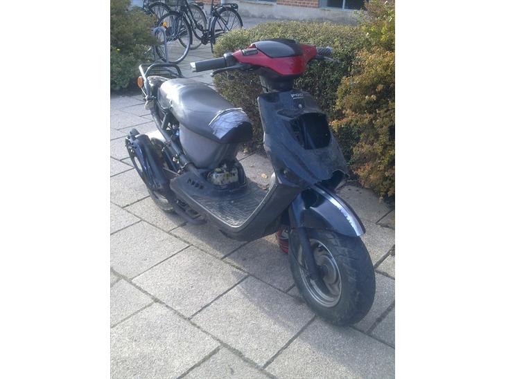 {{currentPhoto.altText}} billede {{currentPhoto.number}}