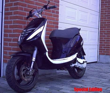 Piaggio SpecialEditon Zip Solgt billede 16