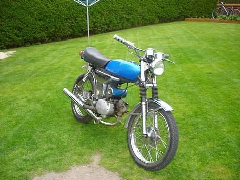 Yamaha 4-gear  SOLGT !!!! - KOMMER FLERE BILL NÅR DEN ER HELT FÆRDIG..... billede 1