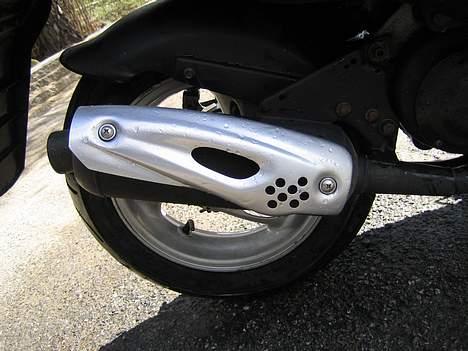 PGO *Dr. Big* {Neonbanden©} - Min 45 originale udstødning. Højglanspolere varmeskjoldet? Muligvis billede 13